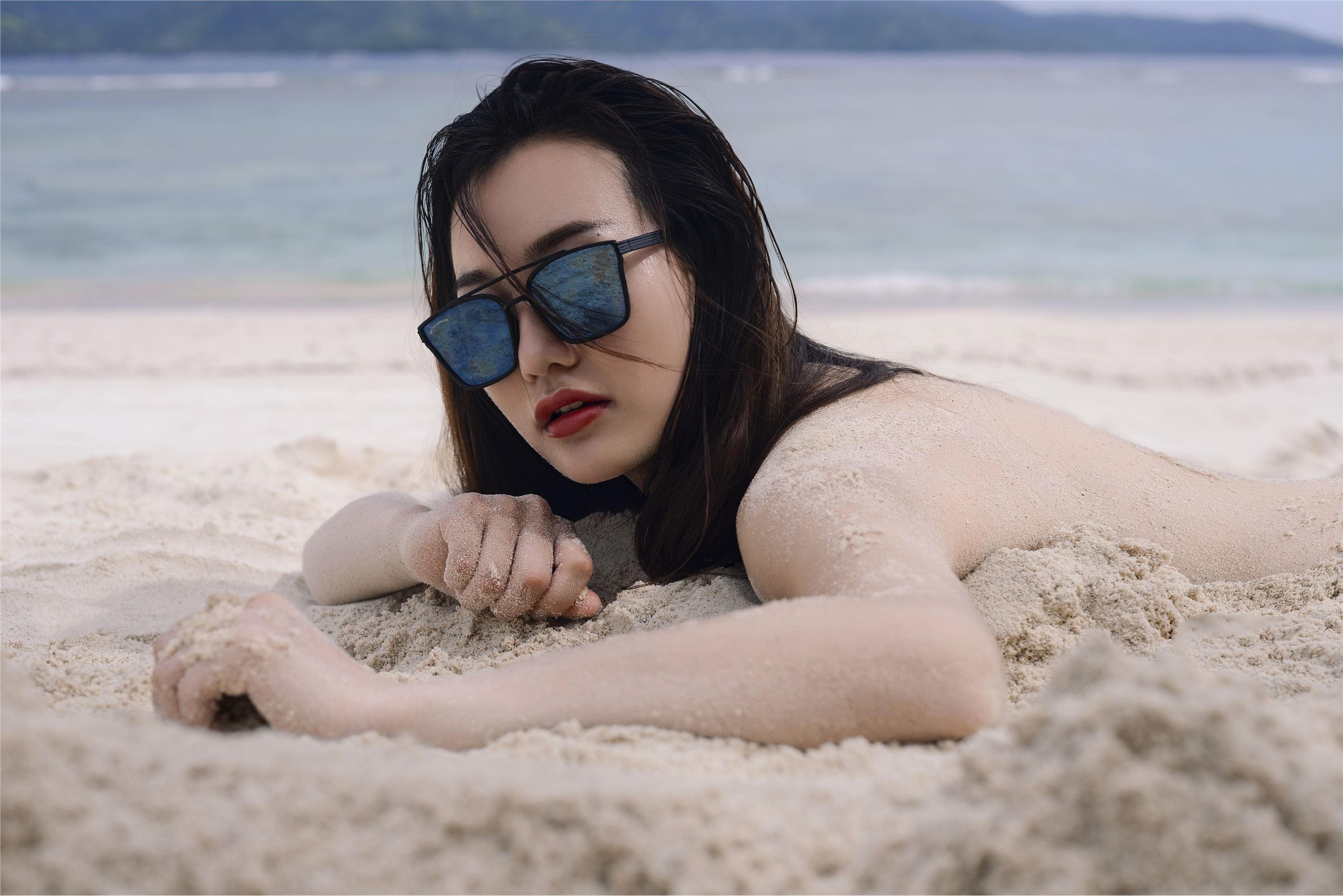 YITUYU艺图语 2025.02.04 Coastal  Beach 钟钟